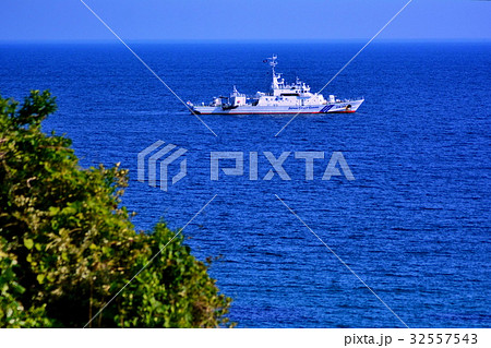 伊豆半島 巡視船 かの PM-3 停泊 多々戸浜 海水浴場 (静岡県 南伊豆) 伊豆半島 巡視船 かの PM-3 停泊 多々戸浜 海水浴場 (静岡県 南伊豆) 32557543