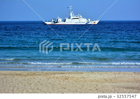 伊豆半島 巡視船 かの PM-3 停泊 多々戸浜 海水浴場 (静岡県 南伊豆) 伊豆半島 巡視船 かの PM-3 停泊 多々戸浜 海水浴場 (静岡県 南伊豆) 32557547