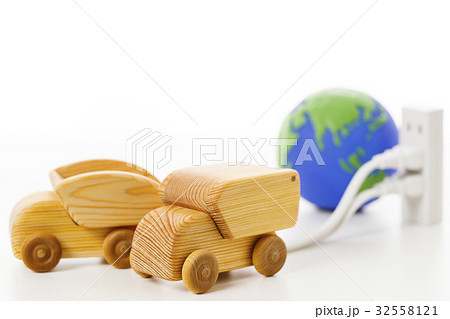 電気自動車　エコカー　クリーンエネルギー　車　自動車　エコ　ECO　エネルギー 32558121