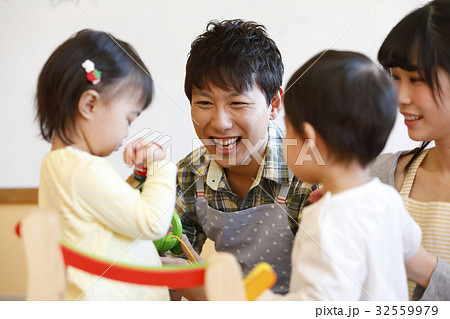 託児所イメージ　遊び場　保育園　幼稚園　撮影協力・RYOZAN PARK大塚　 32559979