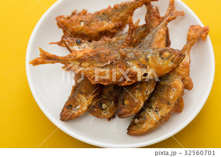 小アジの唐揚げ 32560701