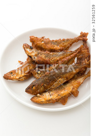 小アジの唐揚げ 小アジの唐揚げ 32561259