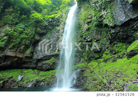 阿弥陀ヶ滝 32561526