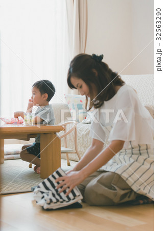 housewife housewife 32563290