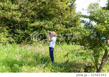 写真が趣味の女 32565343