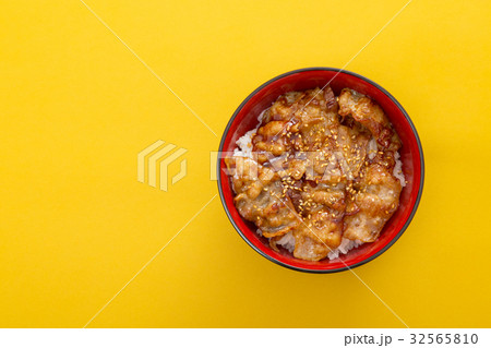 豚丼 豚丼 32565810