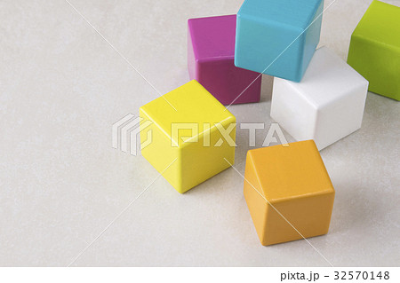 積み木 積み木 32570148
