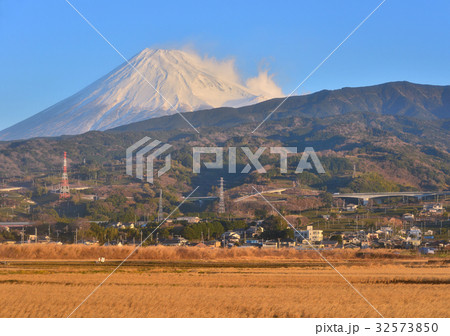 新東名と富士山-6992 32573850