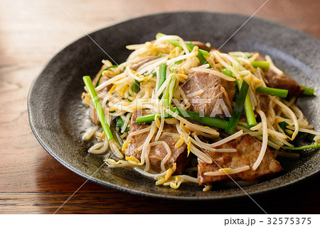 レバニラ炒め 32575375