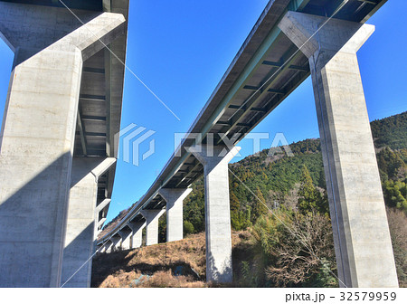 新東名鎧田沢橋-16406 新東名鎧田沢橋-16406 32579959