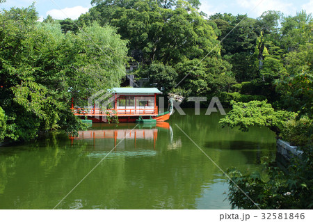 京都　神泉苑　法成就池 32581846