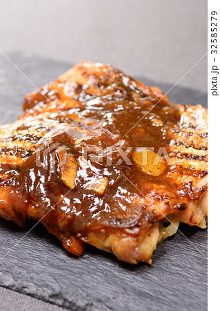 おいしいチキングリル、オニオンソース おいしいチキングリル、オニオンソース 32585279