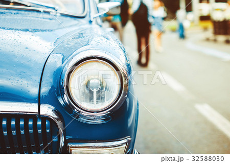 Headlight lamp vintage classic car 32588030