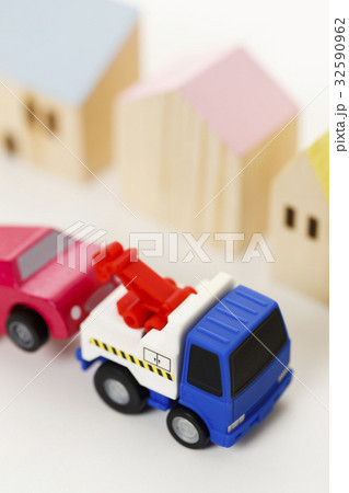 ロードサービス　故障　車　自動車　レッカー移動　レッカー車　故障車 32590962