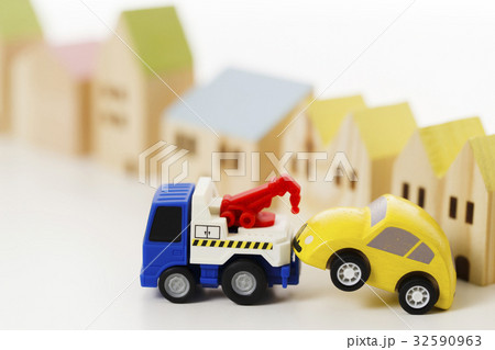 ロードサービス　故障　車　自動車　レッカー移動　レッカー車　故障車 32590963