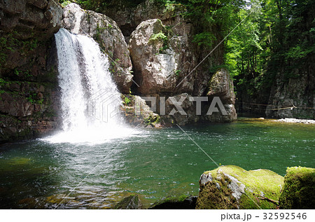 三段峡の二段滝 三段峡の二段滝 32592546