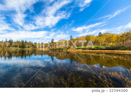 神仙沼の秋2 32594300