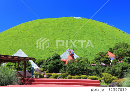 大室山と伊豆シャボテン動物公園 32597859