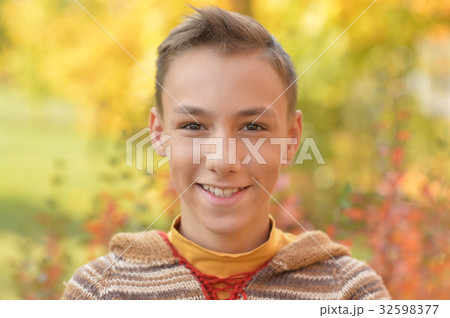 smiling boy posing smiling boy posing 32598377
