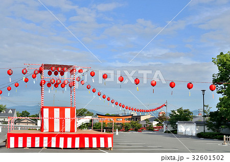 盆踊りのやぐらの写真素材