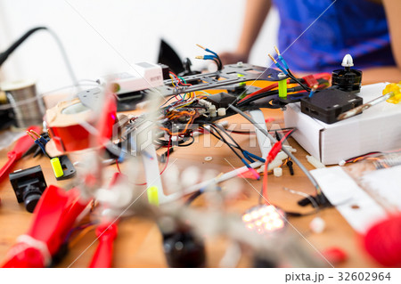 Installation of drone 32602964