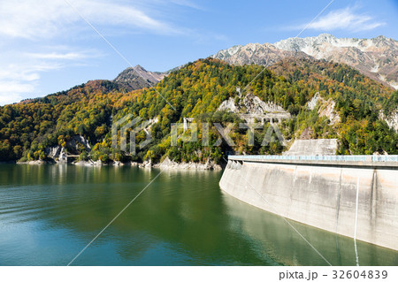 Japan Kurobe Dam 32604839