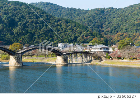 Traditional Kintai Bridge in Japan 32606227