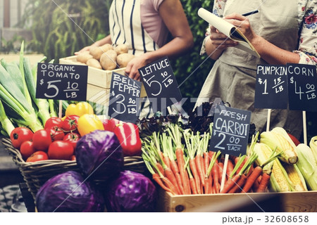 Fresh Vegetable Organic Market Sell 32608658
