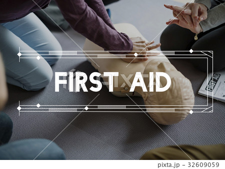 CPR Training Demonstration Class Emergency Life Rescue CPR Training Demonstration Class Emergency Life Rescue 32609059