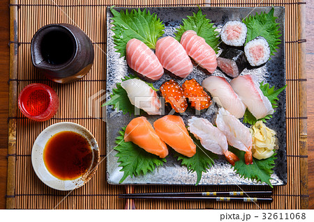 寿司 32611068