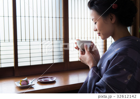着物の女性 着物の女性 32612142