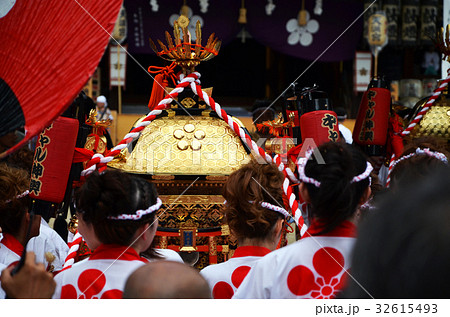 大阪　天神祭　ギャルみこし 32615493
