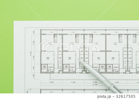 家と図面 32617505