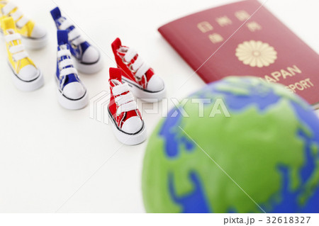 旅行　観光客　観光　旅 32618327