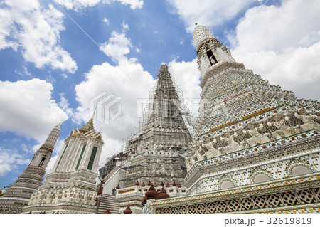 Wat Arun Rajwararam in Bangkok Wat Arun Rajwararam in Bangkok 32619819