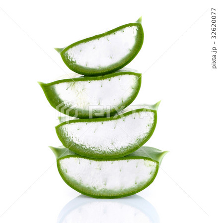 Aloe Vera on white background Aloe Vera on white background 32620077