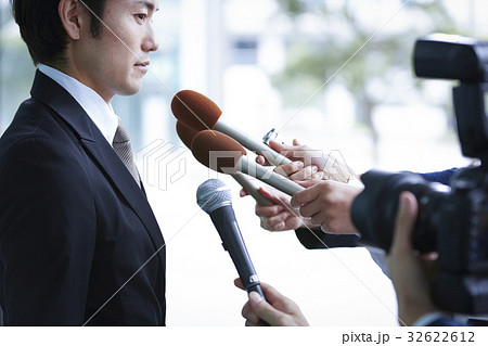 囲み取材　インタビュー 32622612