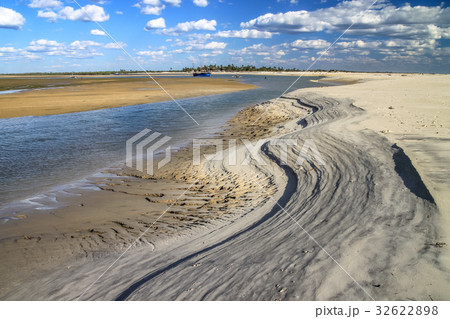 Coastline in Morondava 32622898