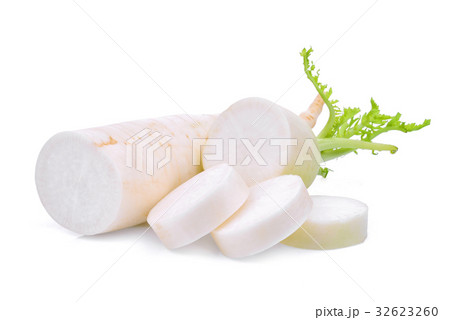 fresh daikon radish with slice isolated on white 32623260