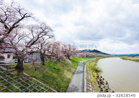 shiroishi river funaoka japan shiroishi river funaoka japan 32628540