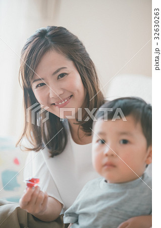 housewife housewife 32630263