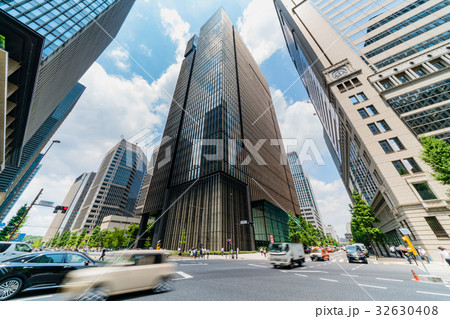 《東京都》超高層ビル・ビジネスイメージ《千代田区》 32630408
