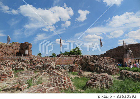 トルンのドイツ騎士団城跡(Ruins of Teutonic Knights' Castle) トルンのドイツ騎士団城跡(Ruins of Teutonic Knights' Castle) 32630592