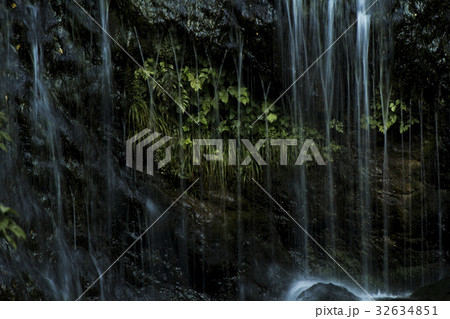 山形県_関山大滝_2017初夏 32634851