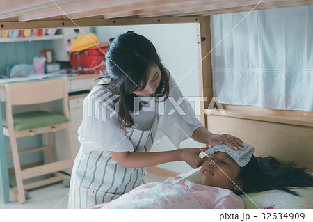 housewife 32634909
