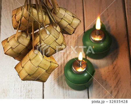 ketupat and pelita 32635428