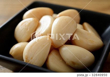 にんにくのたまり漬けの写真素材