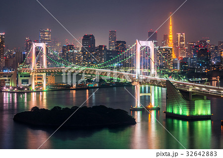 Tokyo Tower and Rainbow Bridge in Japan 32642883