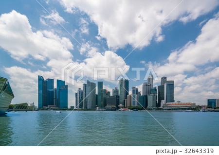 Singapore Skyline at Sunrise at Marina Bay 32643319