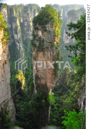 Quartz sandstone pillar in Zhangjiajie in China Quartz sandstone pillar in Zhangjiajie in China 32643427